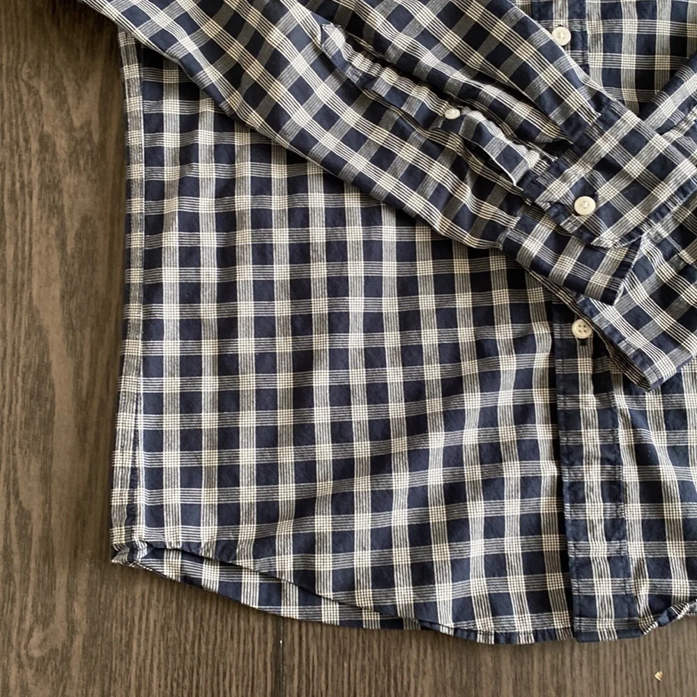 J. Crew Stretch. Size M. Slim, Secret Wash Shirting. Navy and white plaid.